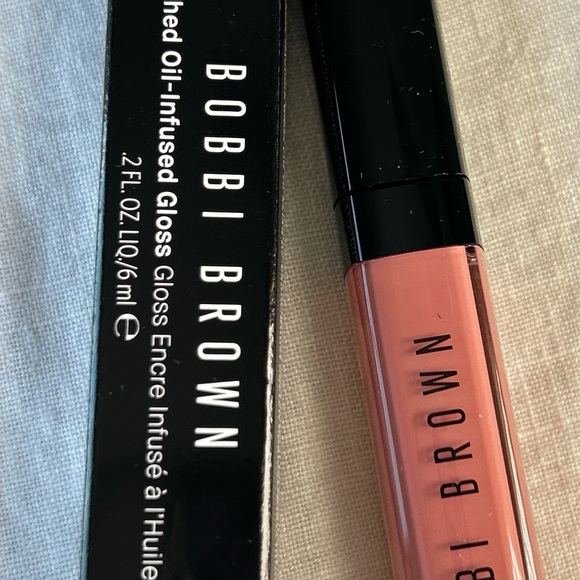 Bobbi Brown Crushed Oil-Infused Tinted Lip Gloss - New Romantic - Picture 11 of 11